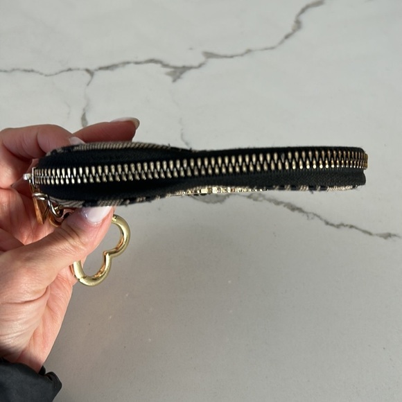 Juicy Couture Change Purse - Picture 6 of 8